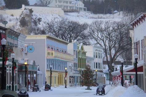 Ski Mackinac – Winter On Mackinac Island