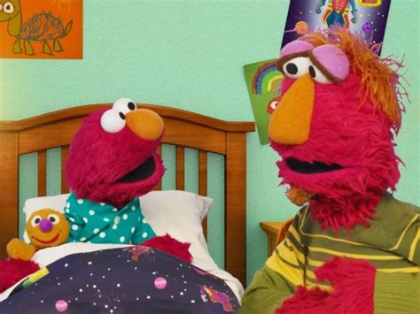 Elmo Isn't Sleepy - Sesame Workshop