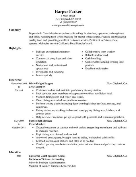 Craft an Impressive Resume with Our Crew Member Resume Sample