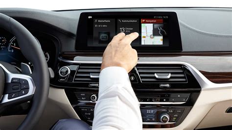 Feature: BMW 5 Series assistance systems.