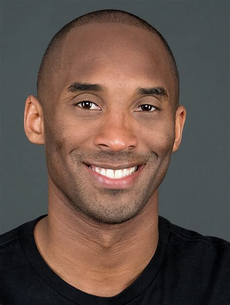 Kobe Bryant To Receive The Legend Award At Nickelodeon's Kids' Choice ...