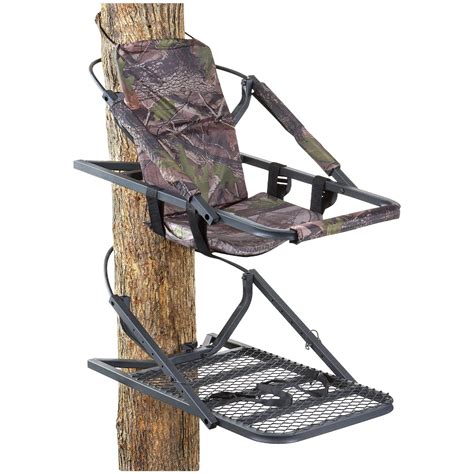 The 5 Best Climbing Tree Stand Reviews (for 2018)