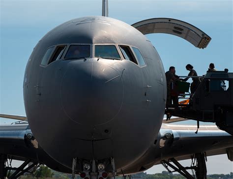 Aeromedical Evacuation Airmen Train on a KC-46 Pegasus > 133rd Airlift ...