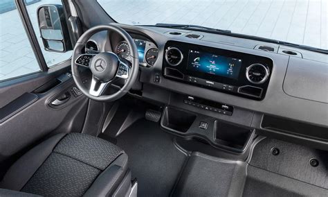 Mercedes to electrify, make next Sprinter a better workplace - Trucking ...