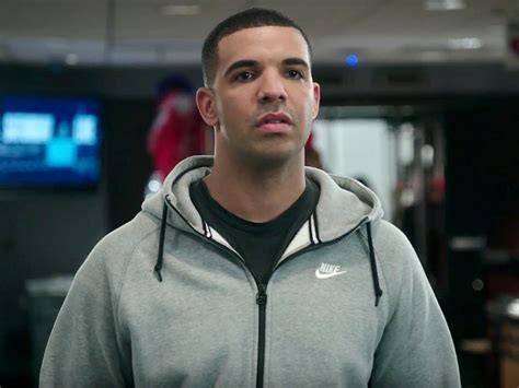 Drake Beefs on SNL: Video