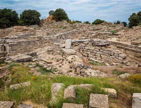 The Ruins Of Troy Turkey: How To Visit Homer's Ancient City