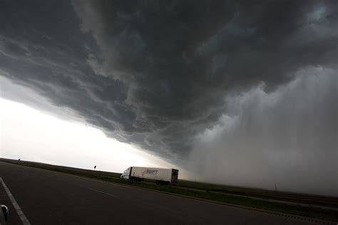 Squall Line | A major storm system threatens the town of Lim… | Flickr