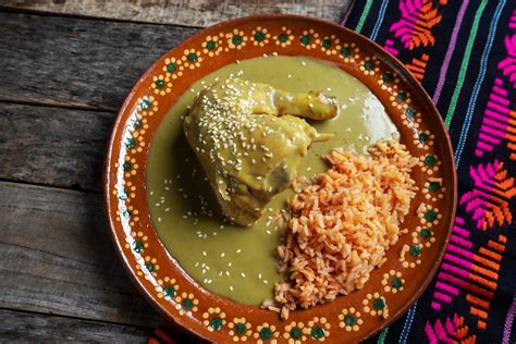 Mole verde con pollo | Recepedia