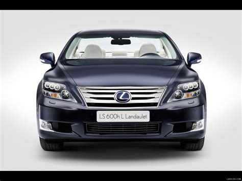 Lexus LS 600h L Landaulet | Front