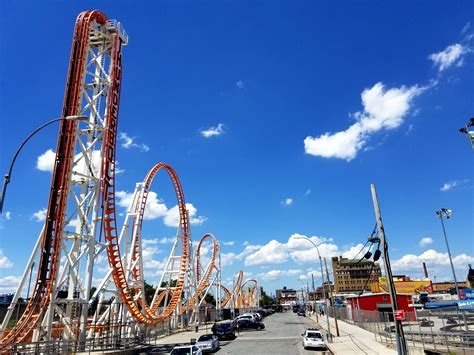 Thunderbolt at Luna Park, Coney Island : rollercoasters