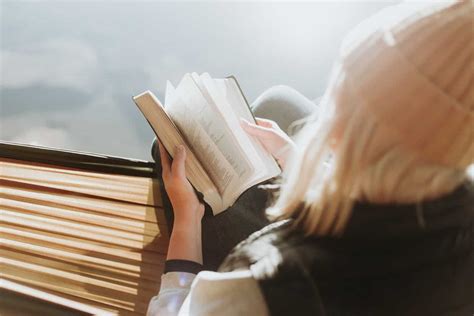 10 Books That Will Change Your Life Forever - LifeHack