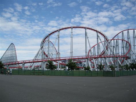 Steel Dragon 2000 Roller Coaster