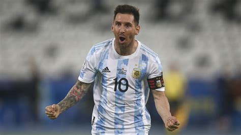 Copa America - Lionel Messi scores stunning free-kick as Argentina draw ...