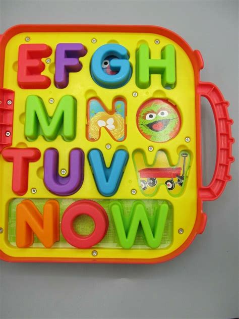 Sesame Street Elmo On The Go ABC Alphabet Letters in Carrying Case ...