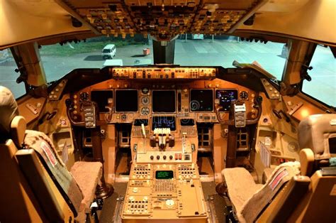 Overview of the Cockpit of a Commercial Airliner. KLM Cargo Boeing 747 ...