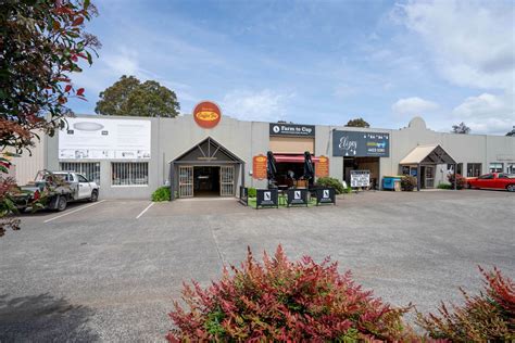 207 Princes Highway, South Nowra NSW 2541 - Shop & Retail Property For ...