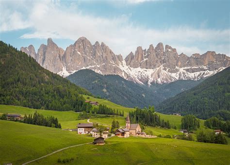 Visiter le Val di Funes et le village de Santa Magdalena