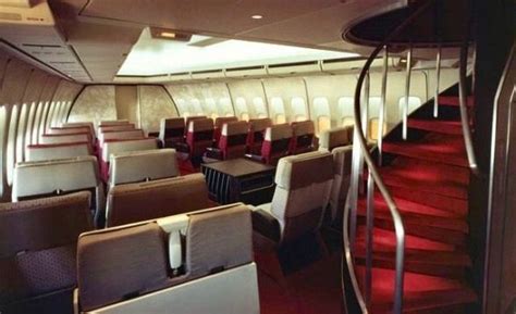 United 747-100 First Class Cabin 1970s #aircraft #aircraft #cabin ...