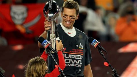 TOM BRADY, 7 RINGS AND ONE OF GREATEST IN NFL's HISTORY