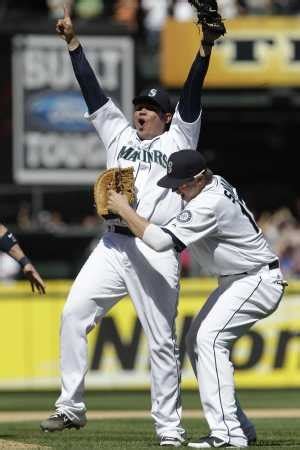 Felix Hernandez throws perfect game in Seattle Mariners' 1-0 win over ...