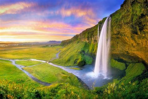 15 Top-Rated Waterfalls in Iceland | PlanetWare