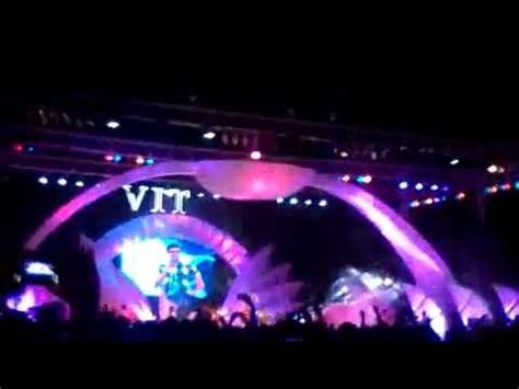 VIT Kolavari ( VIT University, Vellore Riviera - 2012 ) - YouTube