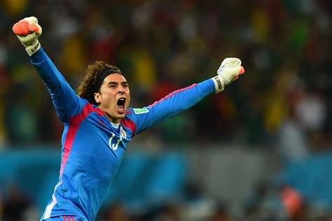 Guillermo Ochoa Goalkeeper Gloves - Images Gloves and Descriptions ...