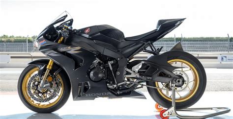 2023 Honda CBR1000RR Specs, Price, Top Speed & Reviews