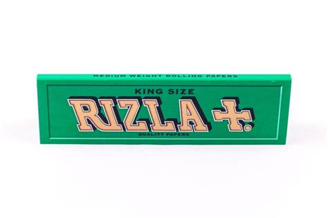 Rizla Green Medium Weight Kingsize Rolling Papers | Tobacco Specialists