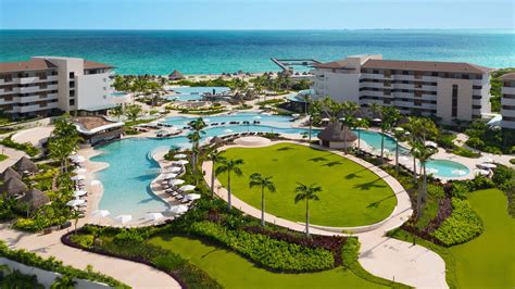 Family-Friendly Resort in Riviera Cancun | Dreams Playa Mujeres Golf ...