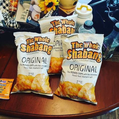 Moon Lodge - The Whole Shabang Chips - Snack History