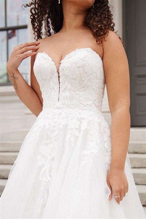 NEPTUNE DRESS | Vow'd Weddings