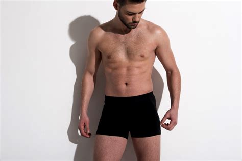 Boxer Briefs vs Boxers: The Best Underwear for Your Health | FactoryTwoFour