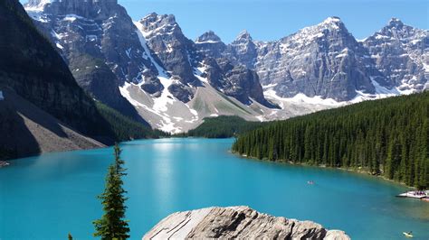 Moraine Lake Alberta, Canada [5312x2988] - www.earth-porn.net