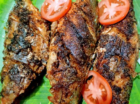 Best homemade Mackerel fish ( bangda ) tawa fry Recipe - hassanchef ...