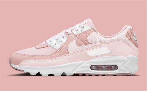 Available Now // Nike Air Max 90 "Pink Oxford" | HOUSE OF HEAT