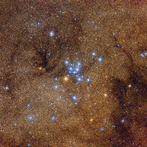 Messier 7 | www.astrobin.com/245119/ L: 11x300s RGB: (5, 5, … | Flickr