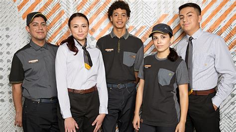 McDonald's reveals new uniforms to mixed reviews - ABC7 Los Angeles