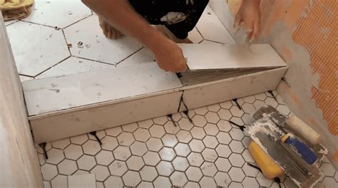 How to Tile a Shower Curb (Schluter Kerdi Shower Curb Tile Installation ...