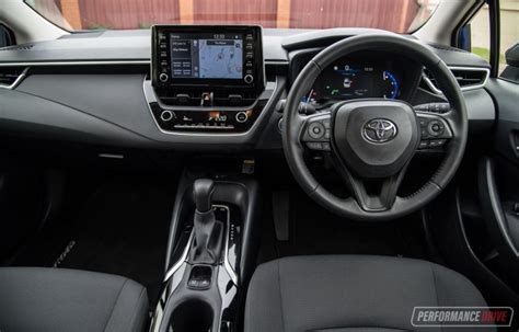 2020 Toyota Corolla SX sedan-interior – PerformanceDrive