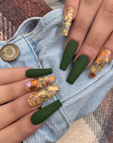 22 Trendy Fall Nail Design Ideas : Matte Green & Gold leaf