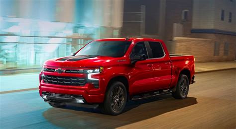 A Battle of Performance: The 2023 Ford F-150 vs. the 2023 Chevy Silverado