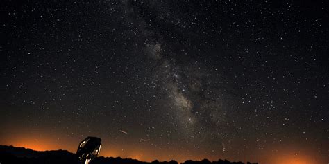 Image de Etoile: Etoile Brillante En Ce Moment Dans Le Ciel Au Sud