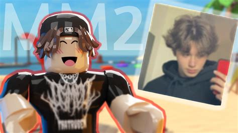 MM2 but if i die i FACE REVEAL! *Beating Teamerz* - YouTube