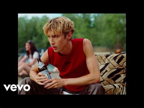 Troye Sivan - Rush | Music Video, Song Lyrics and Karaoke