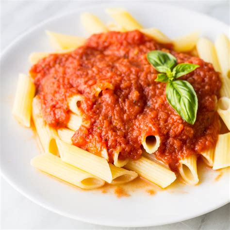 Low FODMAP Pasta Sauce - Fun Without FODMAPs