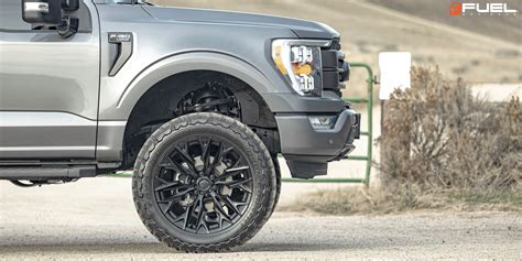 Ford F-150 Flame 6 - D804 Gallery - Down South Custom Wheels