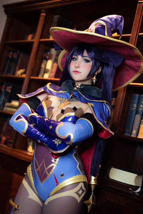 mona cosplay genshin impact by nsdzjtspx on DeviantArt