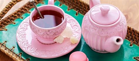 Kashmiri Pink Tea Recipe | Pink Tea | Tea-and-Coffee.com