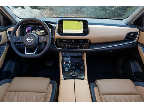 2023 Nissan Rogue Pictures: | U.S. News